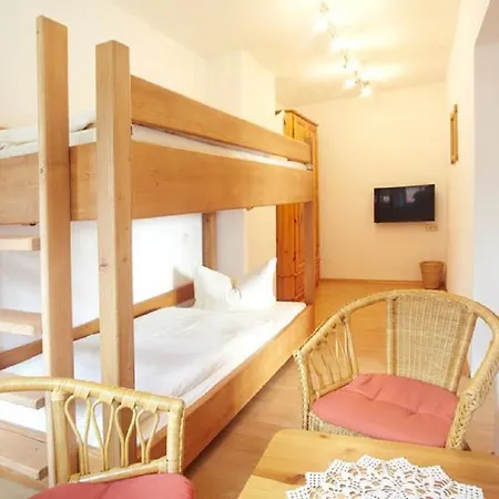 Gaestehaus Apfelbacher *