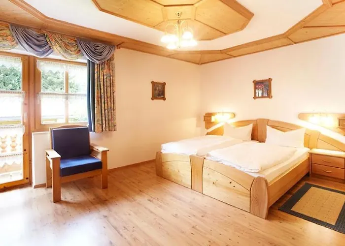 Gaestehaus Apfelbacher 아파트 *